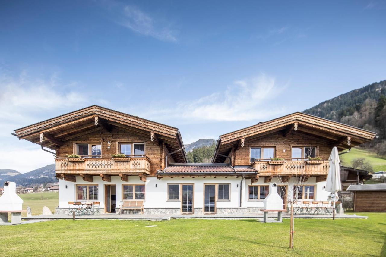 Chalets Aue Hart im Zillertal Luaran gambar