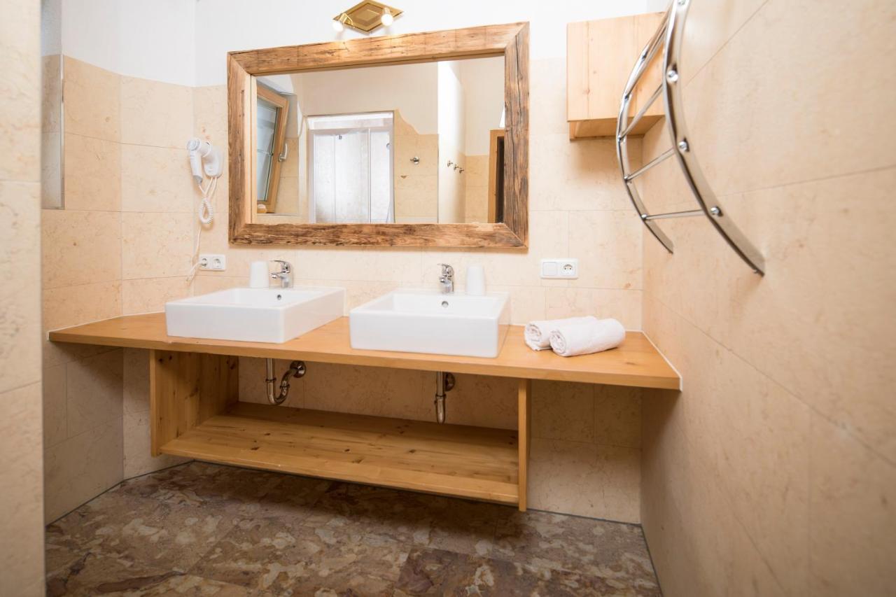 Chalets Aue Hart im Zillertal Luaran gambar