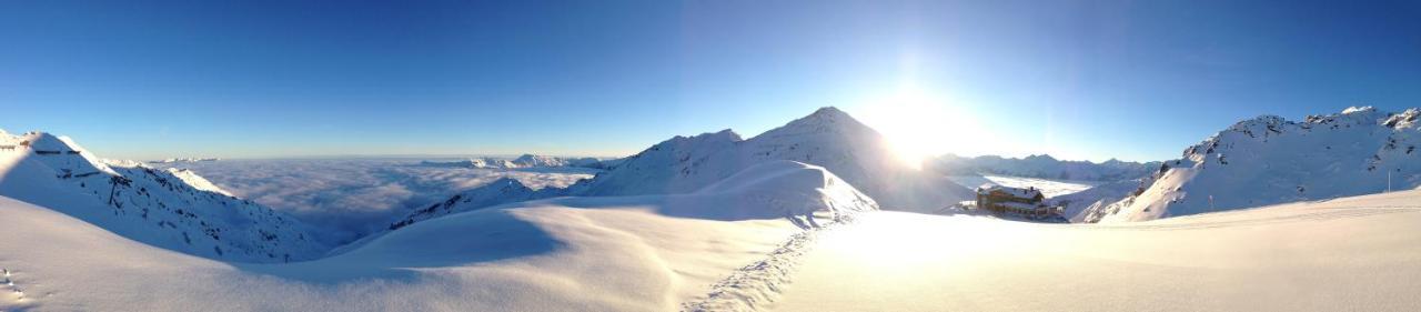 Chalets Aue Hart im Zillertal Luaran gambar